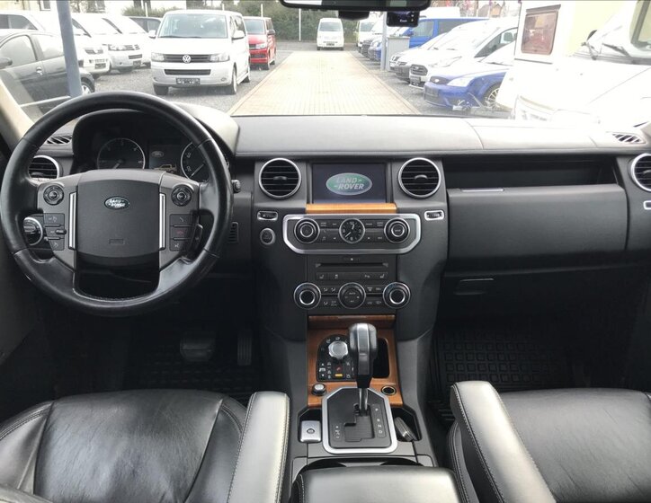 Land Rover Discovery Kombi 3,0 l 180 kw