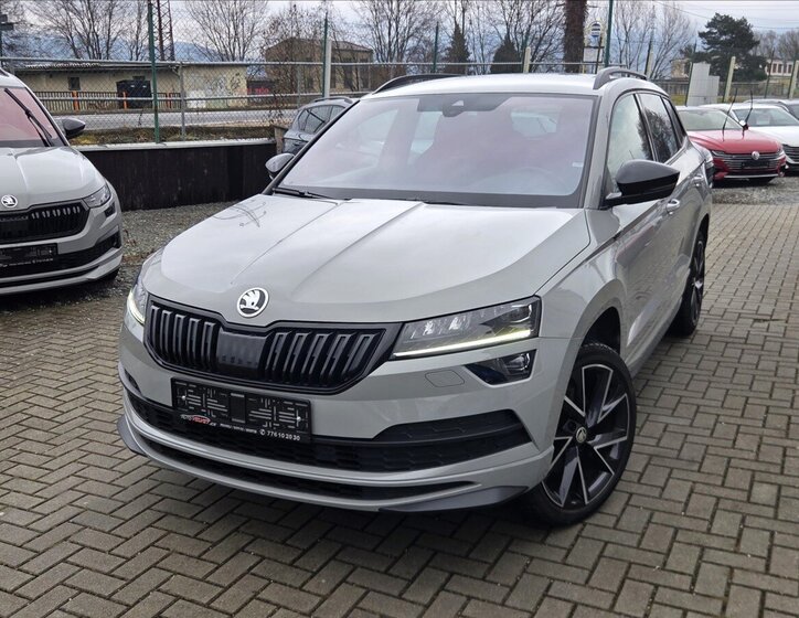 Škoda Karoq SUV 1,5 l 110 kw
