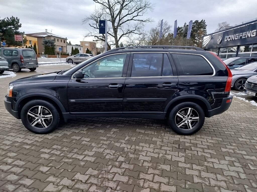 Volvo XC90 SUV / Terénní 2,4 l 136 kw