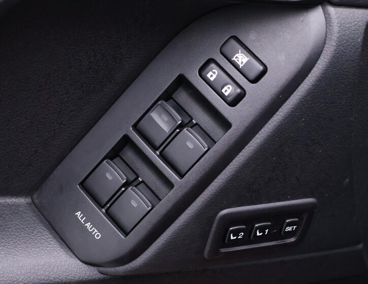 Toyota Land Cruiser SUV / Terénní 2,8 l 150 kw