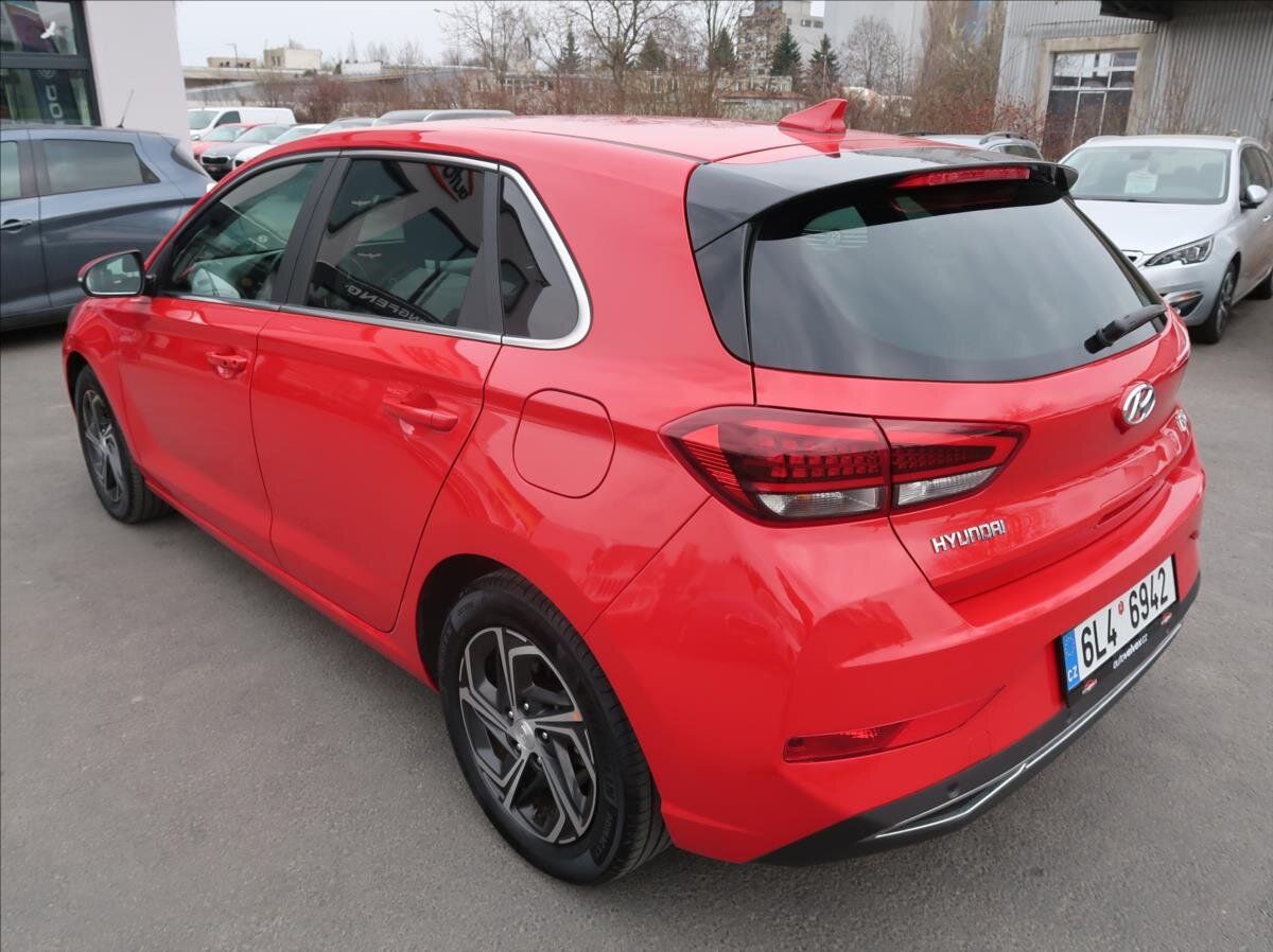 Hyundai i30 Hatchback 998,0 88 kw