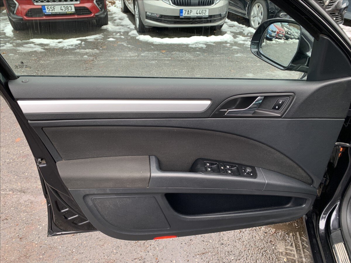 Škoda Superb Kombi 1,6 l 77 kw