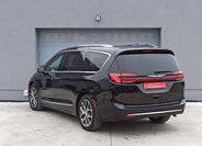 Chrysler Pacifica 7