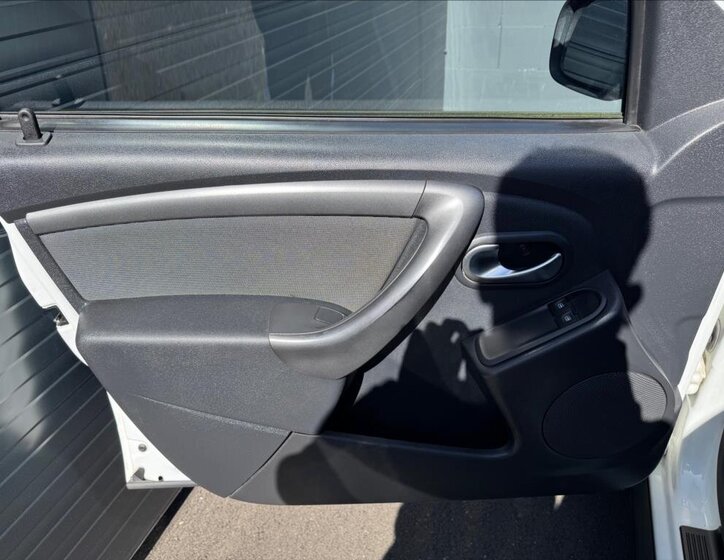 Dacia Duster SUV / Terénní 1,6 l 84 kw