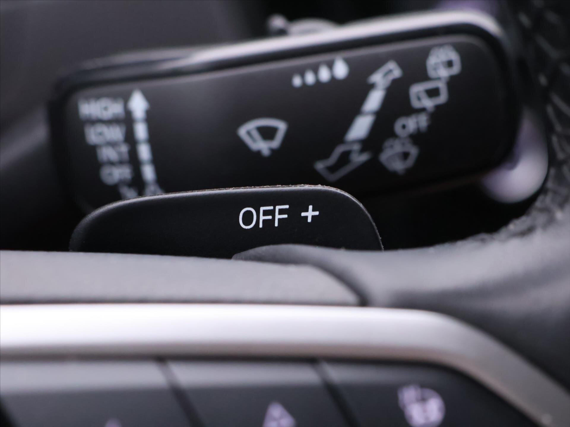 Volkswagen Passat Kombi 1,5 l 110 kw