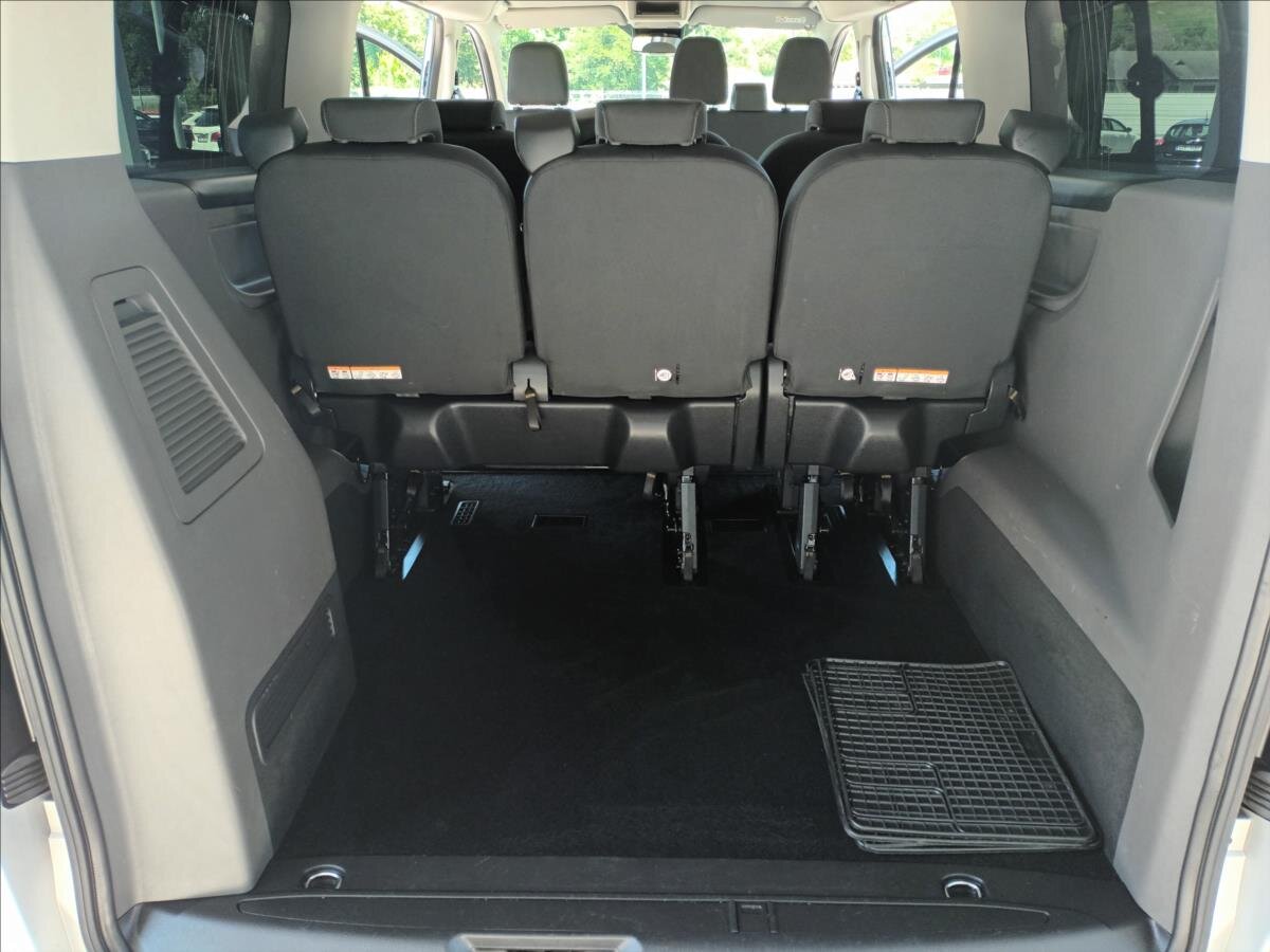Ford Tourneo Custom VAN-Minibus 2,0 l 96 kw