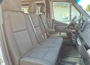 Mercedes-Benz Sprinter 17