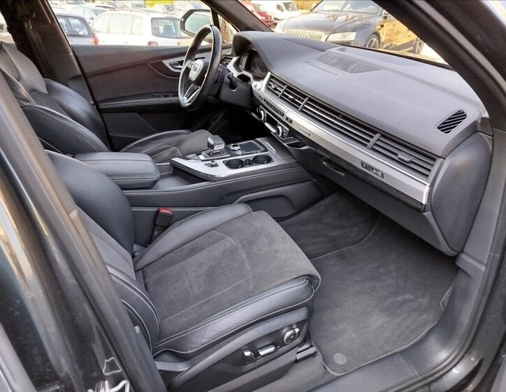 Audi Q7 SUV / Terénní 3,0 l 200 kw