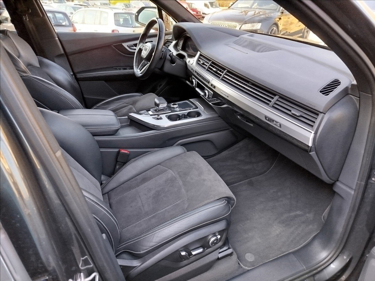 Audi Q7 SUV / Terénní 3,0 l 200 kw