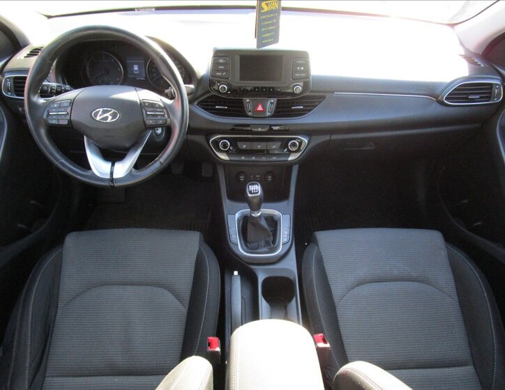 Hyundai i30 Kombi 1,6 l 81 kw