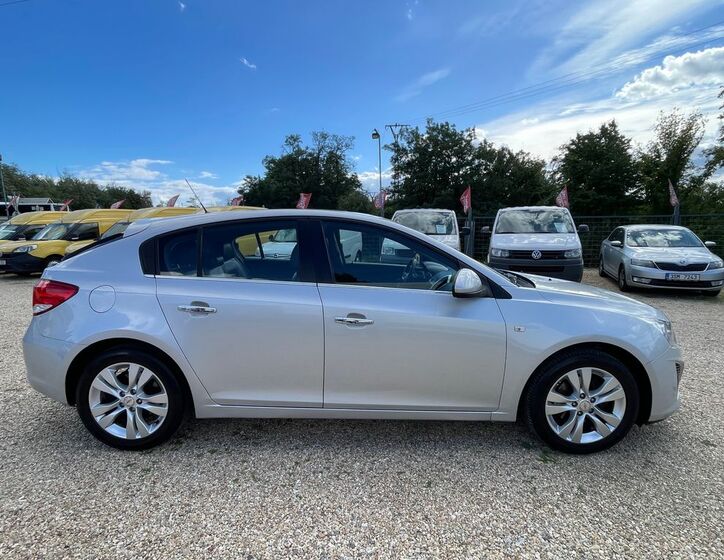 Chevrolet Cruze 6