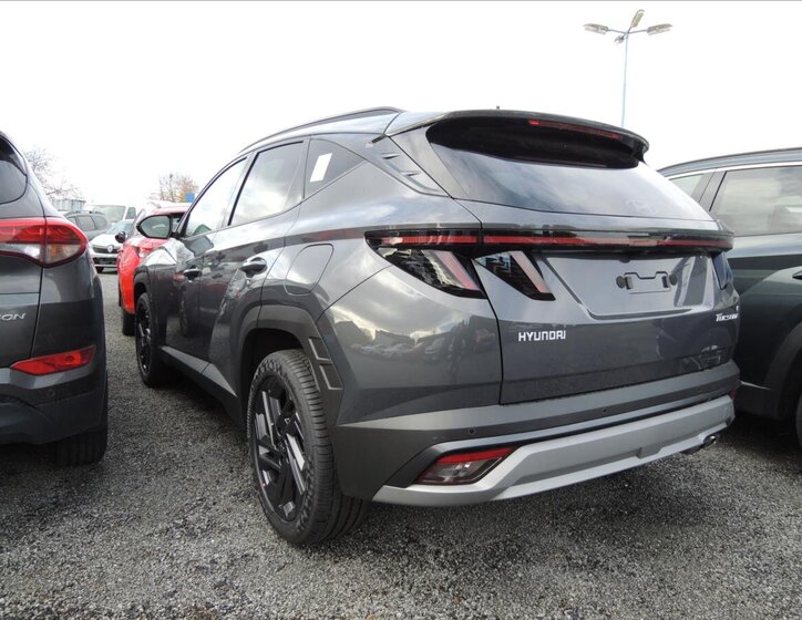 Hyundai Tucson SUV 1,6 l 118 kw