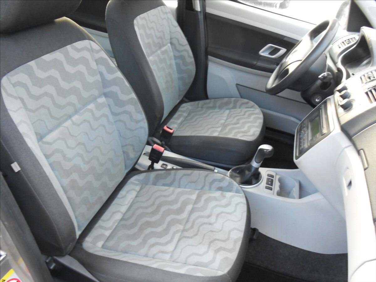 Škoda Roomster Kombi 1,4 l 63 kw