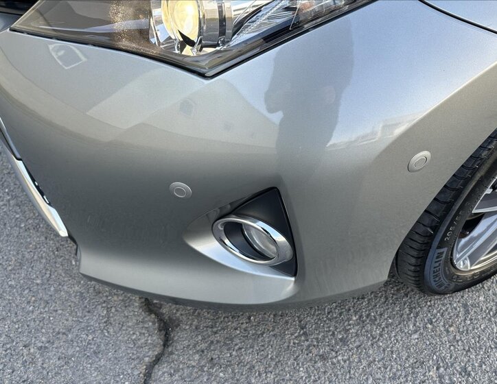 Toyota Auris Kombi 1,6 l 98 kw