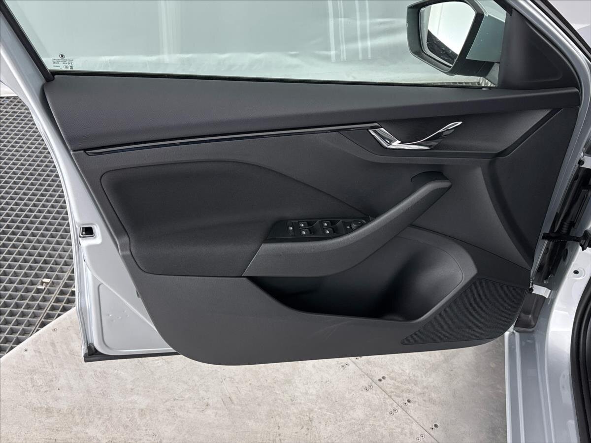 Škoda Scala Hatchback 999,0 85 kw