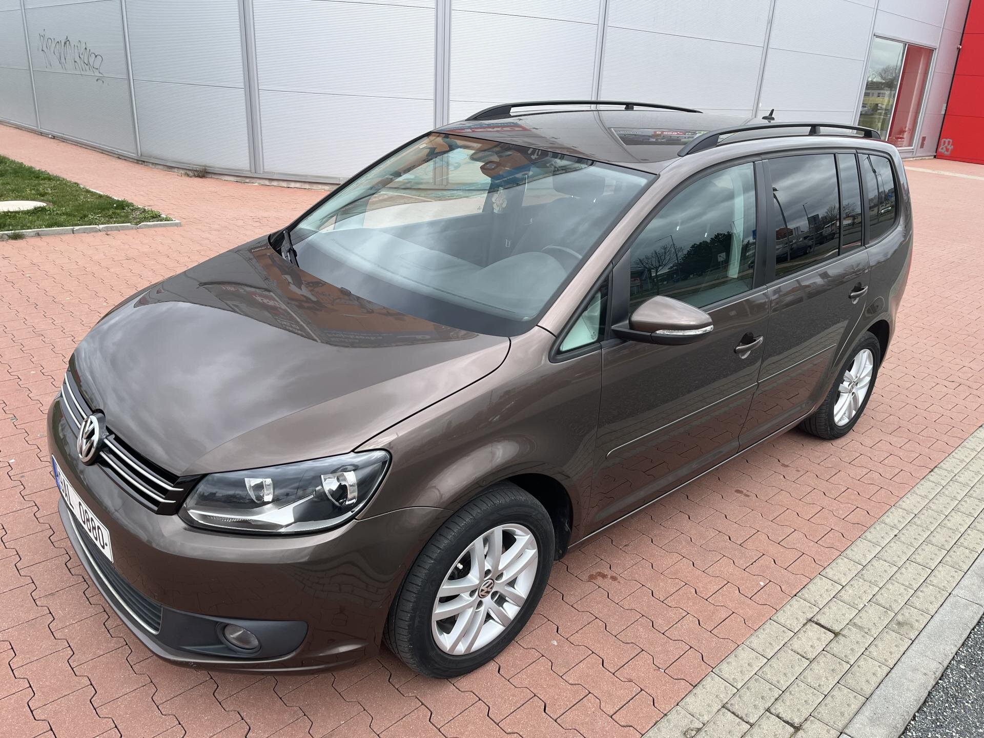 Volkswagen Touran Ostatní 1,2 l 77 kw