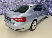 Škoda Superb 7