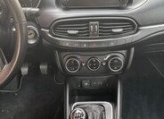 Fiat Tipo Sedan / Limuzína 1,4 l 70 kw