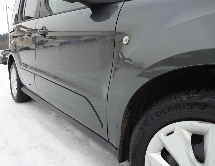 Ford Tourneo Connect MPV 998,0 74 kw