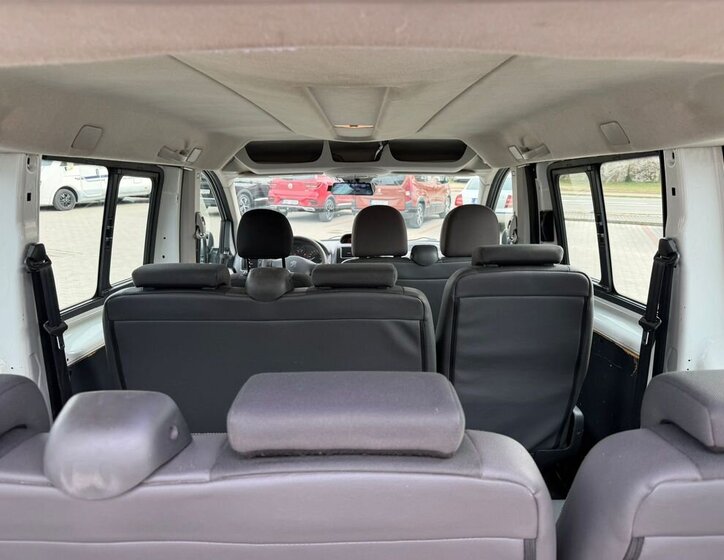 Peugeot Expert MPV 2,0 l 88 kw