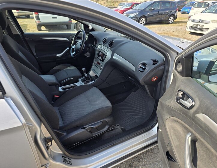 Ford Mondeo Kombi 2,0 l 96 kw