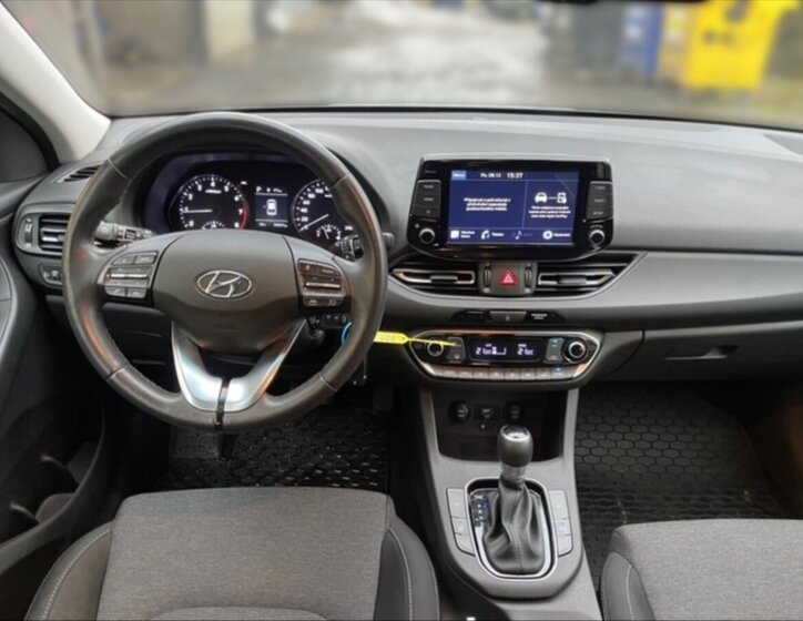 Hyundai i30 9