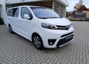 Toyota ProAce Verso 8