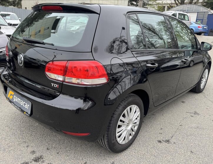 Volkswagen Golf Hatchback 1,6 l 77 kw