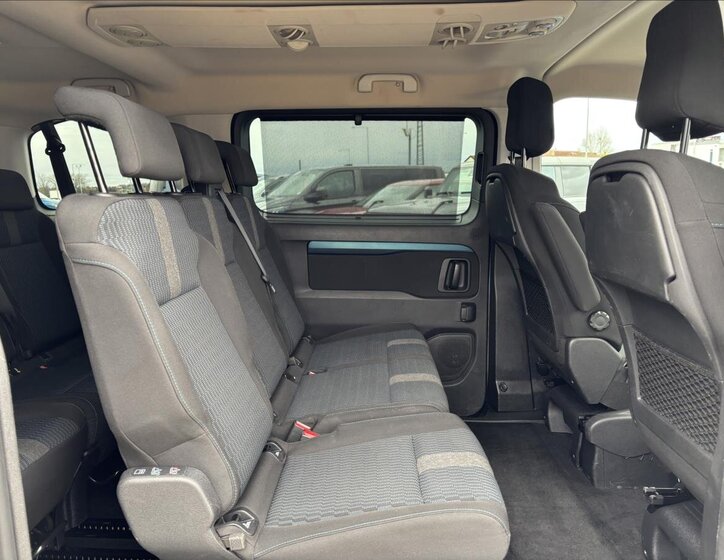 Peugeot Traveller Kombi 2,0 l 110 kw