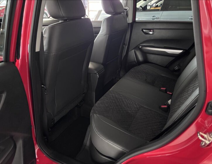 Suzuki Vitara SUV / Terénní 1,4 l 81 kw