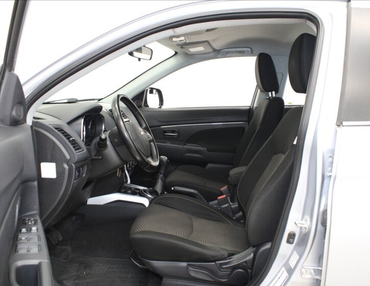 Mitsubishi ASX SUV / Terénní 1,6 l 86 kw