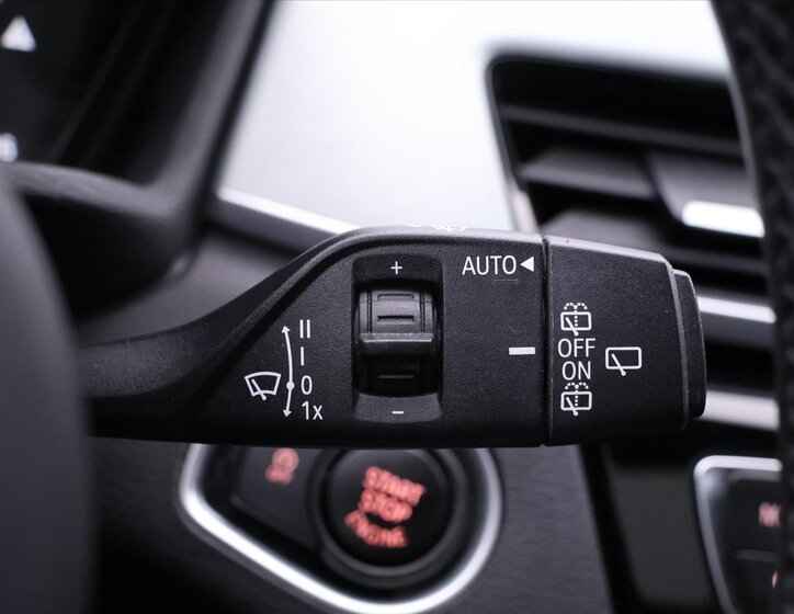 BMW X1 SUV 2,0 l 140 kw