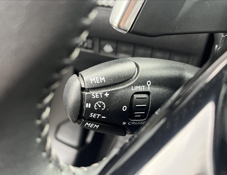 Peugeot 2008 SUV / Terénní 1,2 l 96 kw