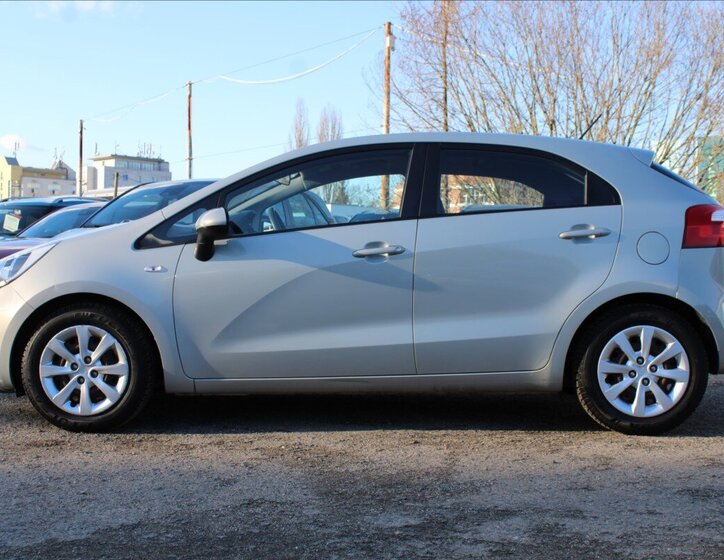 KIA Rio Hatchback 1,4 l 80 kw