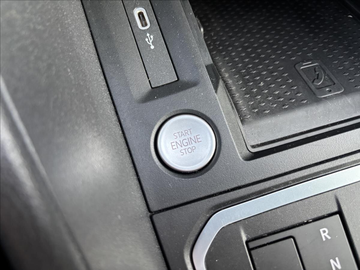 Ford Tourneo Connect MPV 1,5 l 110 kw