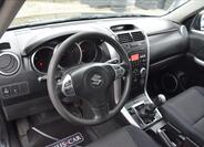 Suzuki Grand Vitara 16