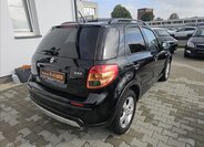 Suzuki SX4 Hatchback 1,6 l 88 kw