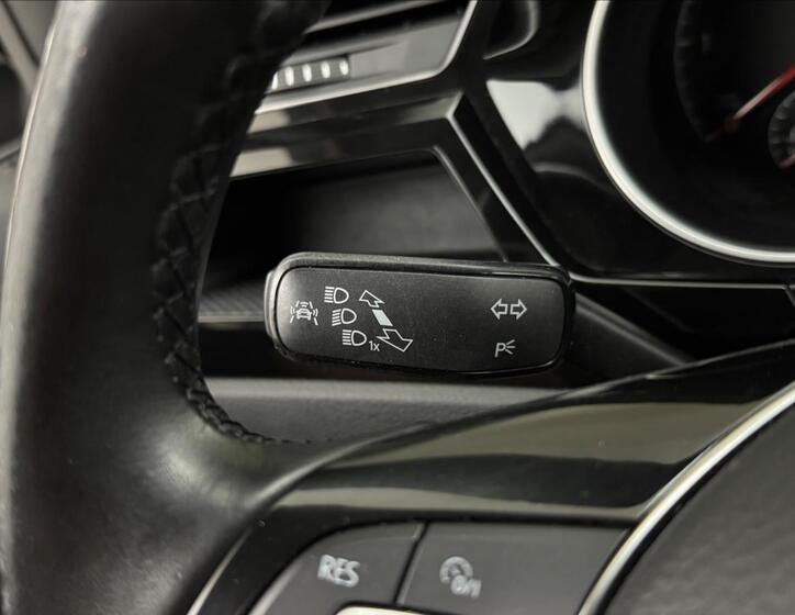 Volkswagen Touran 11