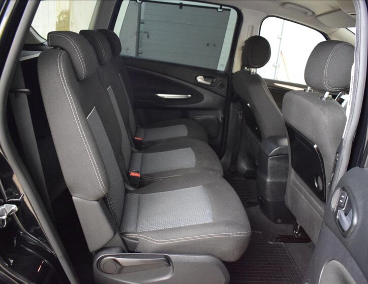 Ford S-MAX MPV 1,6 l 118 kw