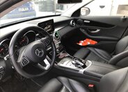 Mercedes-Benz Třídy C Sedan 3,0 l 245 kw