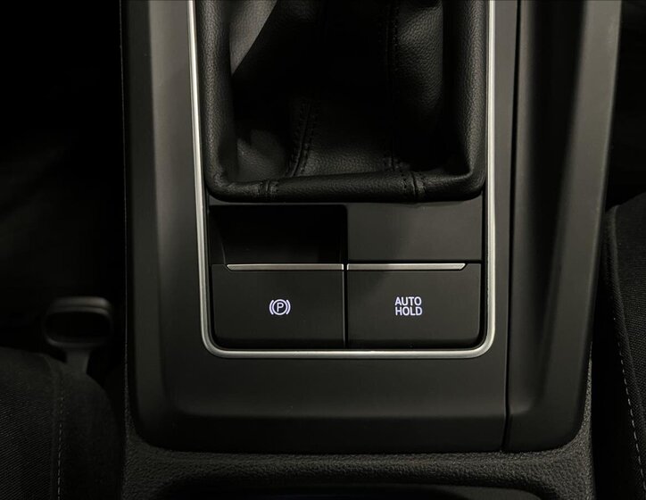 Volkswagen Golf Kombi 1,5 l 110 kw