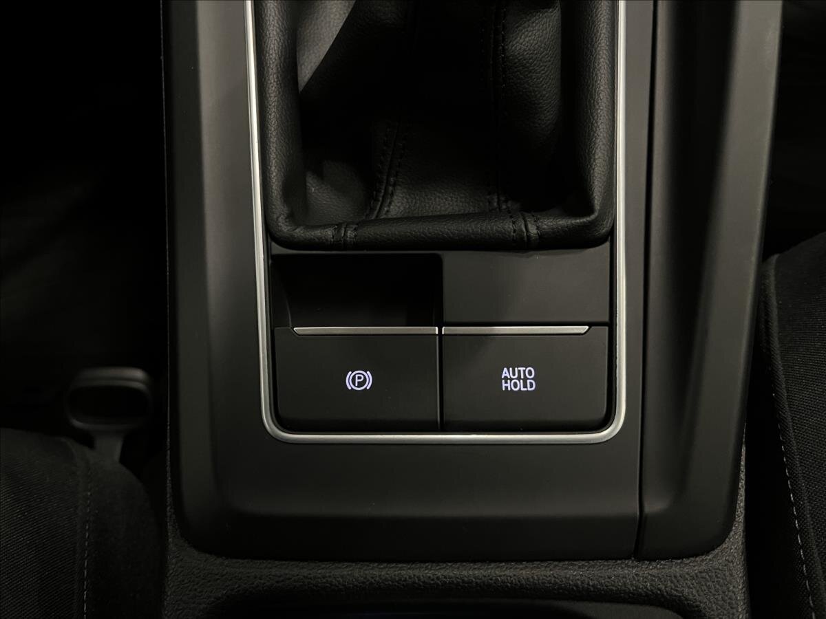 Volkswagen Golf Kombi 1,5 l 110 kw