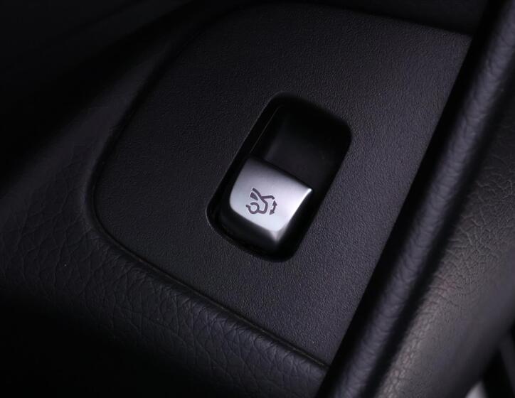 Mercedes-Benz Třídy E 19