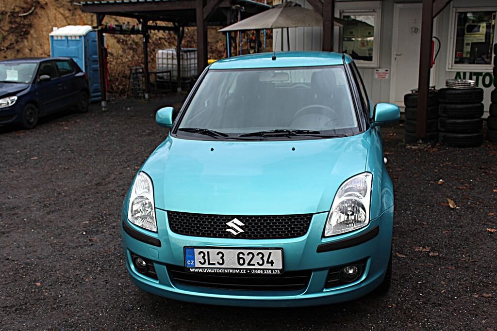 Suzuki Swift Hatchback 1,3 l 67 kw