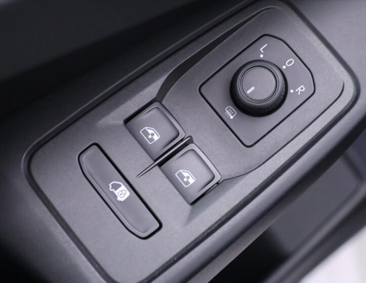 Volkswagen Caddy Skříň 2,0 l 75 kw