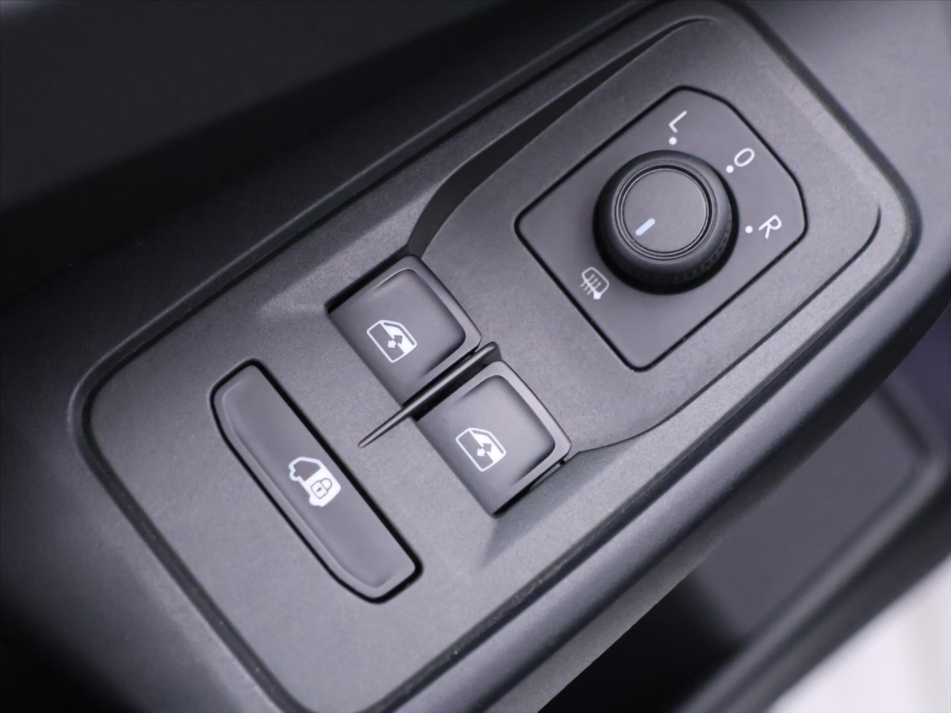 Volkswagen Caddy Skříň 2,0 l 75 kw