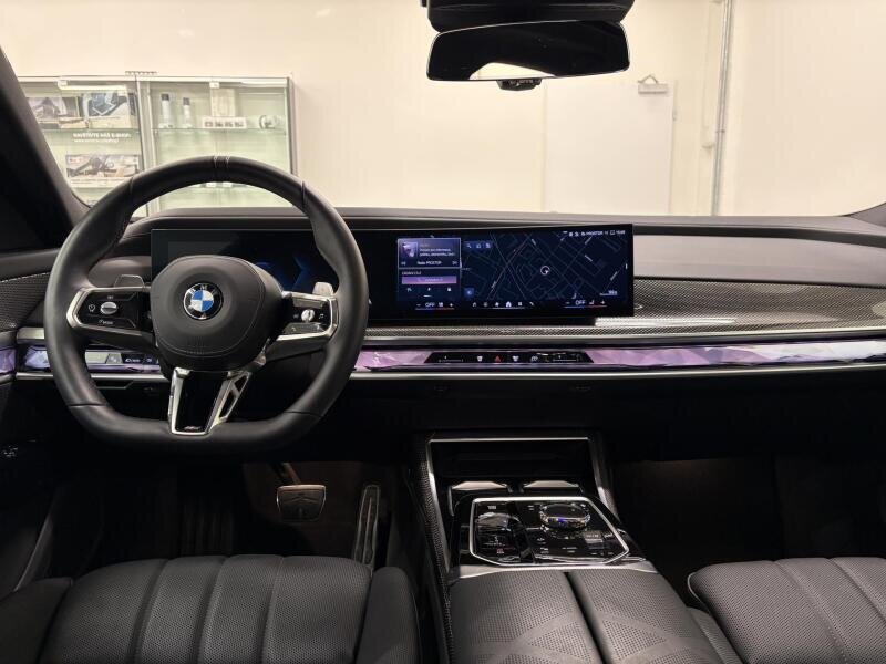 BMW Řada 7 Sedan / Limuzína 3,0 l 220 kw