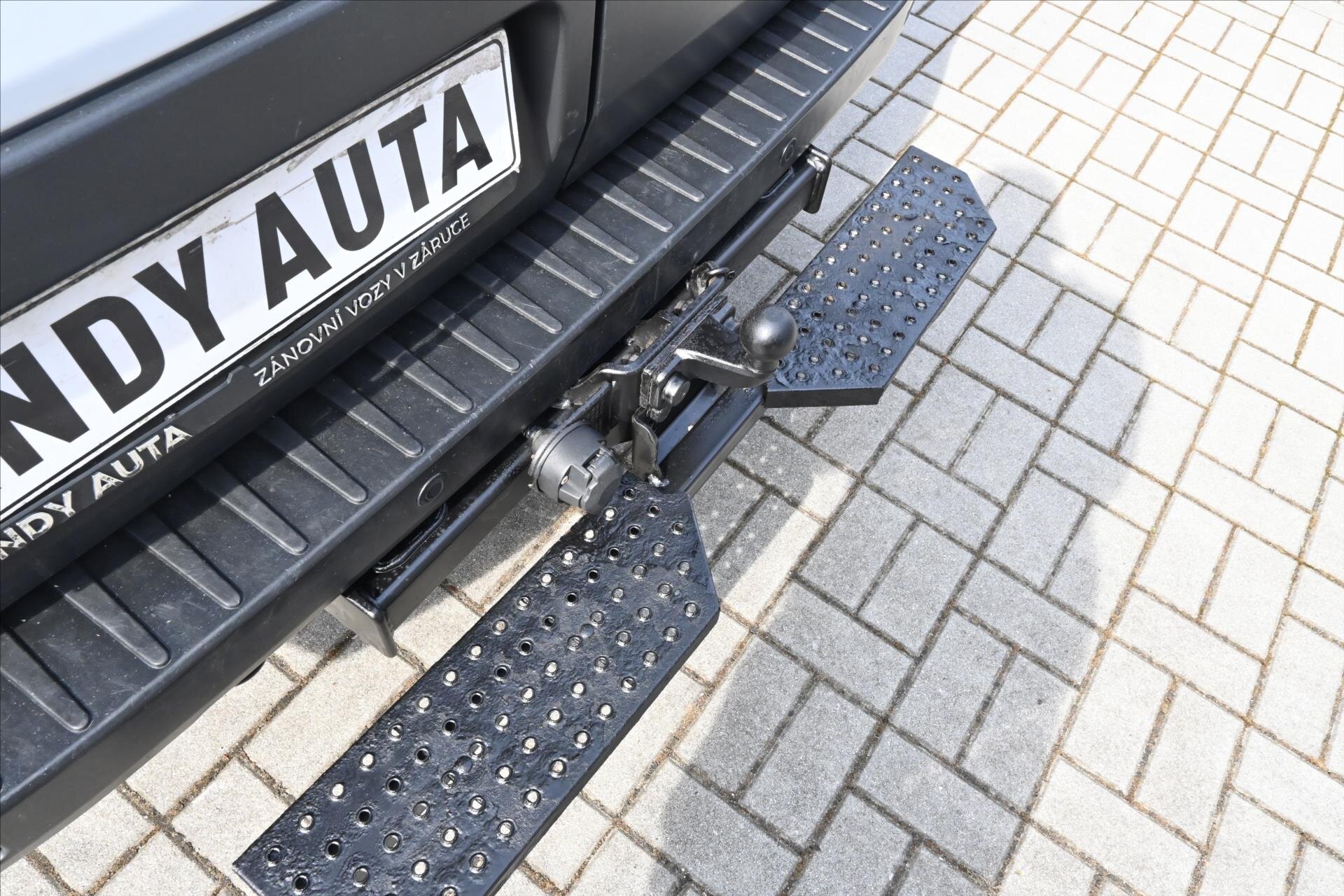 Ford Transit Skříň 2,0 l 96 kw