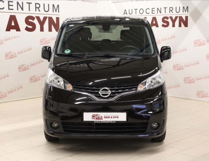 Nissan NV200 2