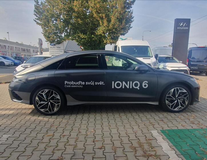 Hyundai Ioniq 6 5